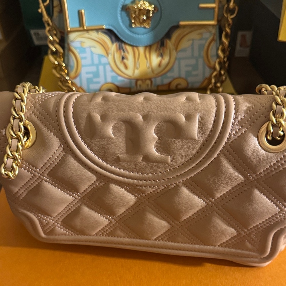 Tory Burch Quilted Beige Shoulder Bag